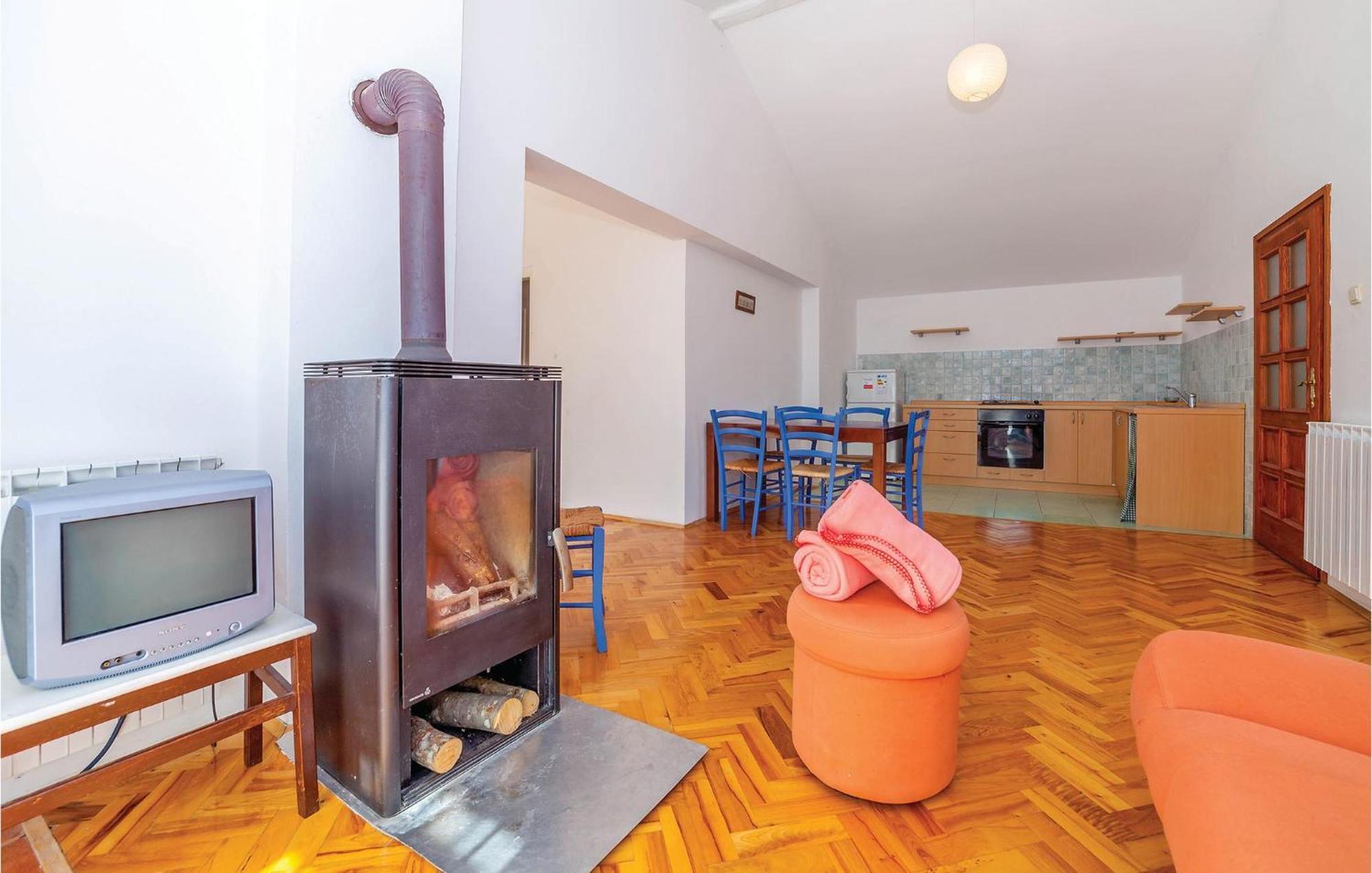 Crni Kal  7 Bedroom Pet Friendly Home In Crni Kal מראה חיצוני תמונה