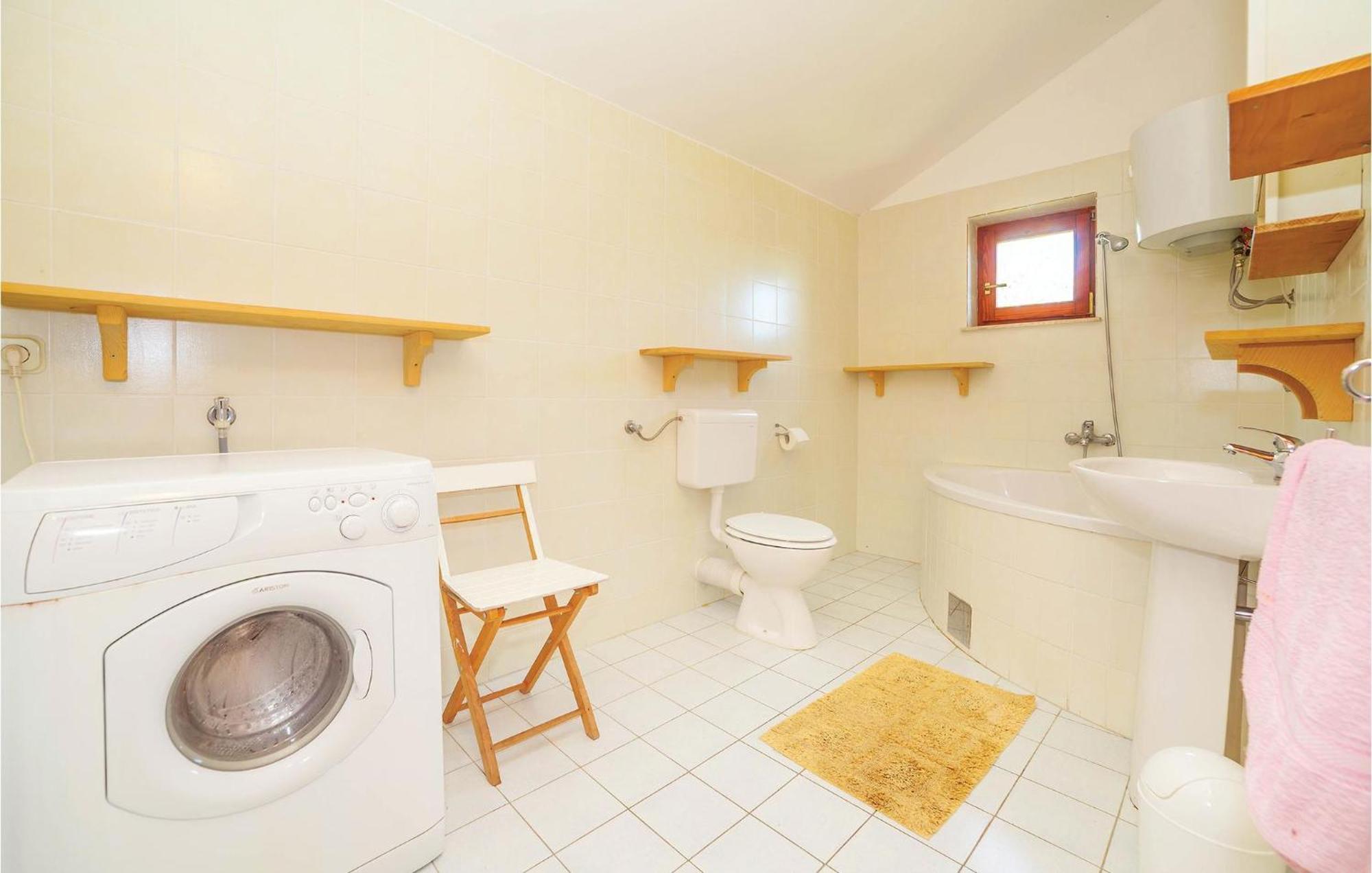 Crni Kal  7 Bedroom Pet Friendly Home In Crni Kal מראה חיצוני תמונה